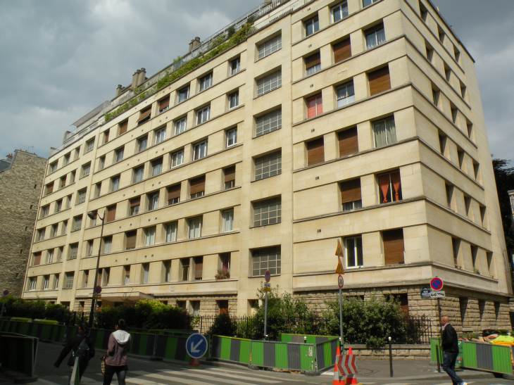  immeuble années 50, rue Vaneau